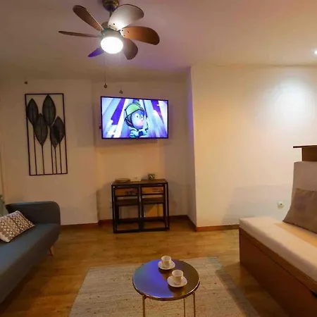 B Estudio Junto A La Estacion Parking Gratis Comarca de Vigo